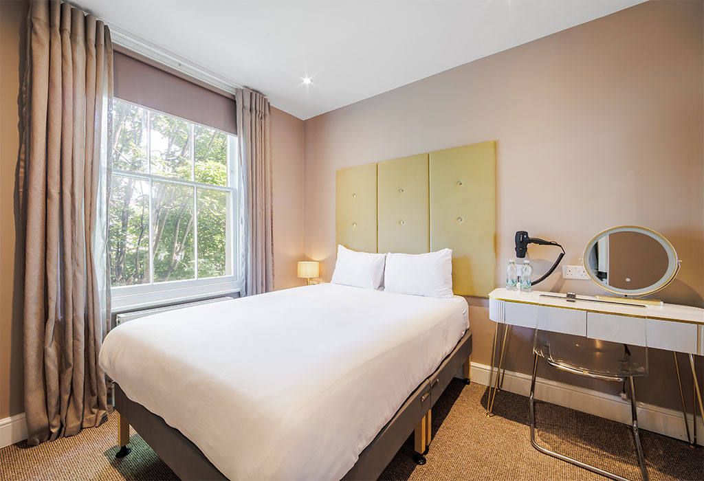 The Queens Park Hotel