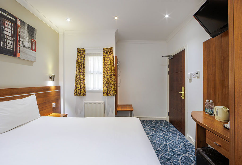 The Queens Park Hotel